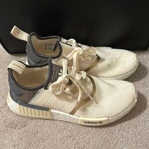 NMD_R1 adidas originals